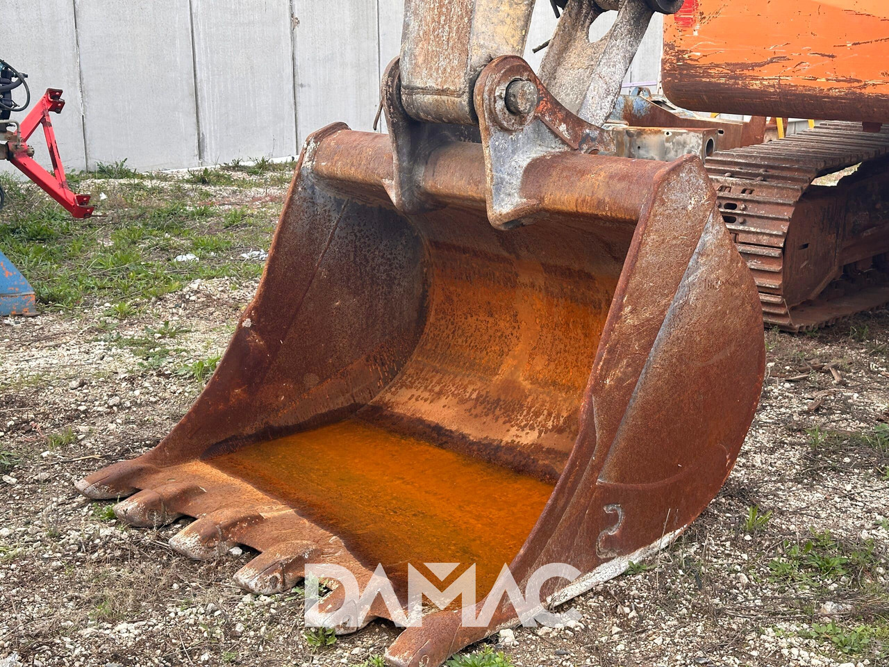 NEW HOLLAND E215B - Crawler excavator: picture 5 NEW HOLLAND E215B - Crawler excavator: picture 5