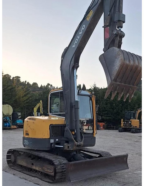 Volvo ECR88PLUS - Mini excavator: picture 1 Volvo ECR88PLUS - Mini excavator: picture 1