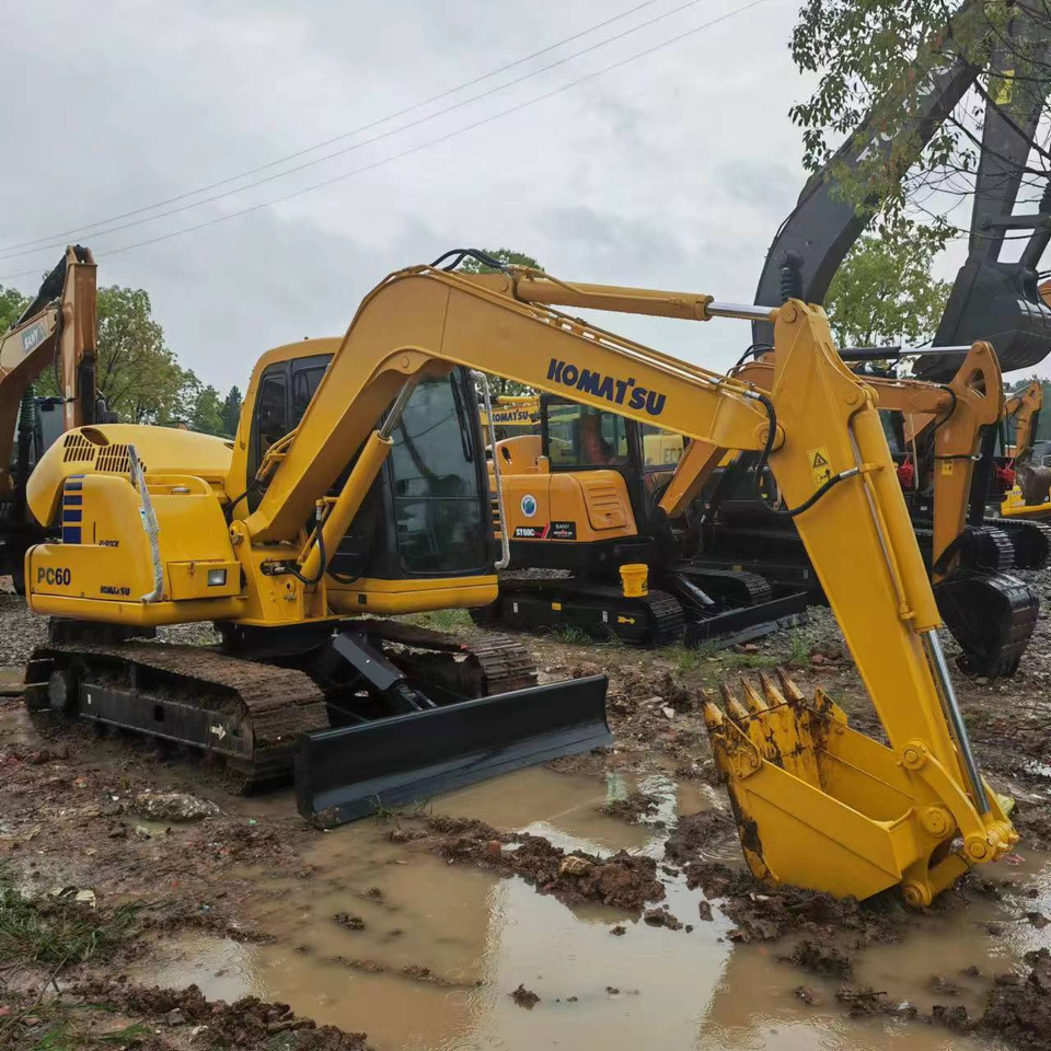 KOMATSU PC60-7 - Crawler excavator: picture 1 KOMATSU PC60-7 - Crawler excavator: picture 1