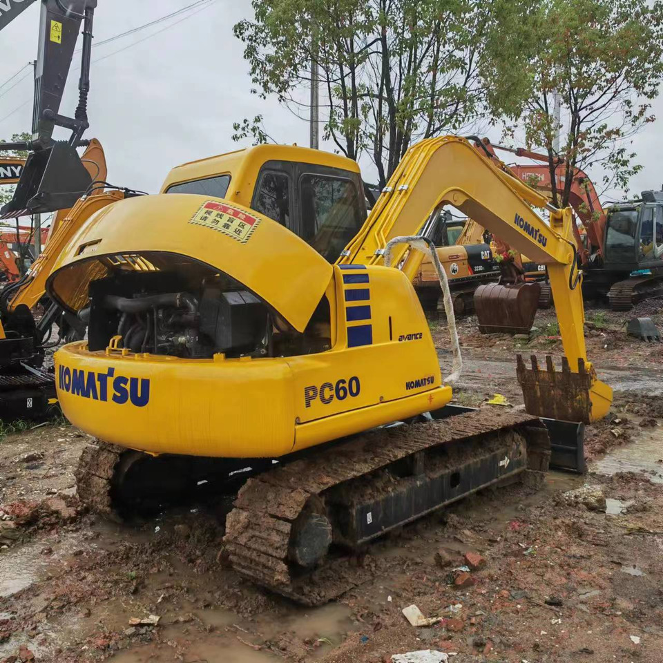 KOMATSU PC60-7 - Crawler excavator: picture 4 KOMATSU PC60-7 - Crawler excavator: picture 4