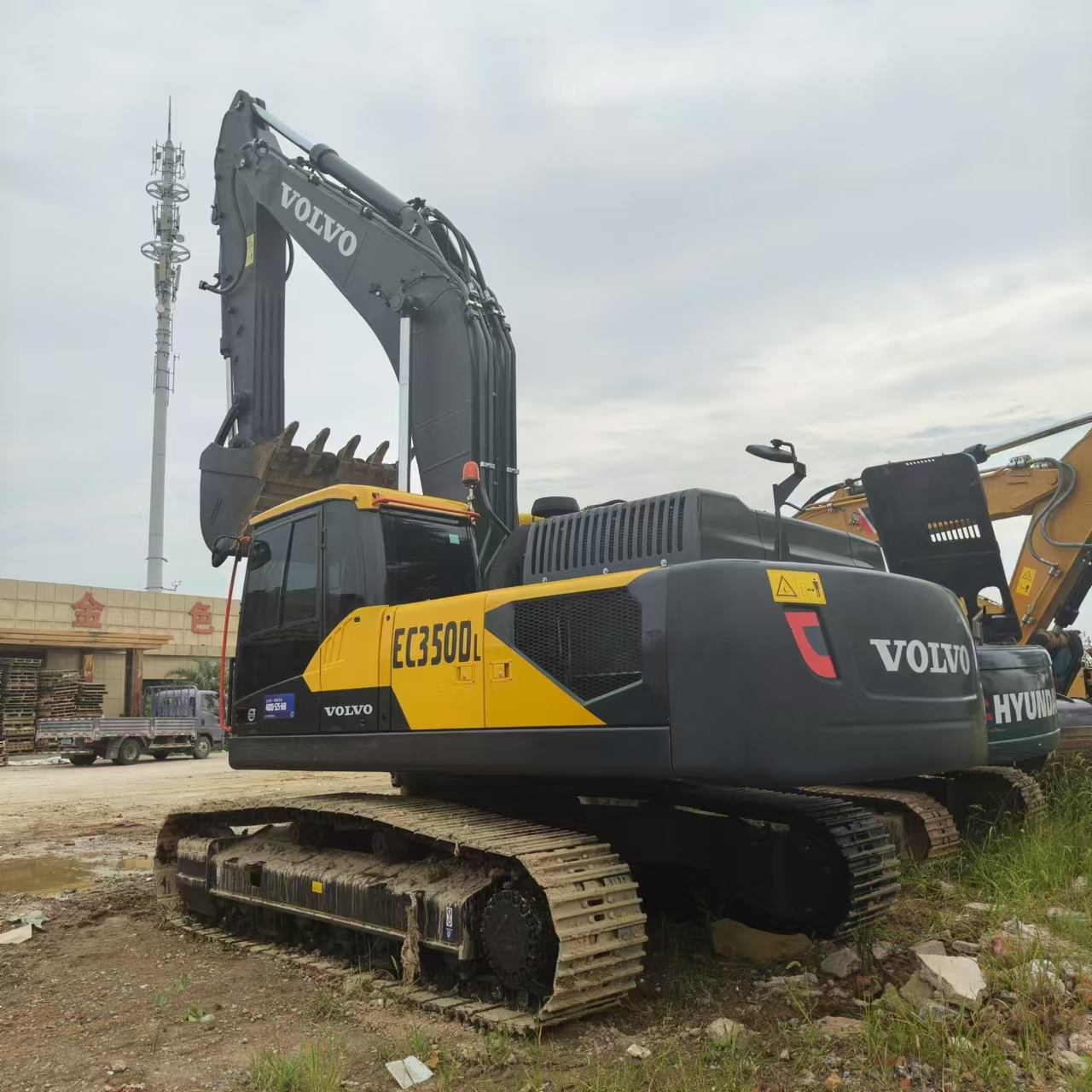 VOLVO EC350DL - Crawler excavator: picture 2 VOLVO EC350DL - Crawler excavator: picture 2