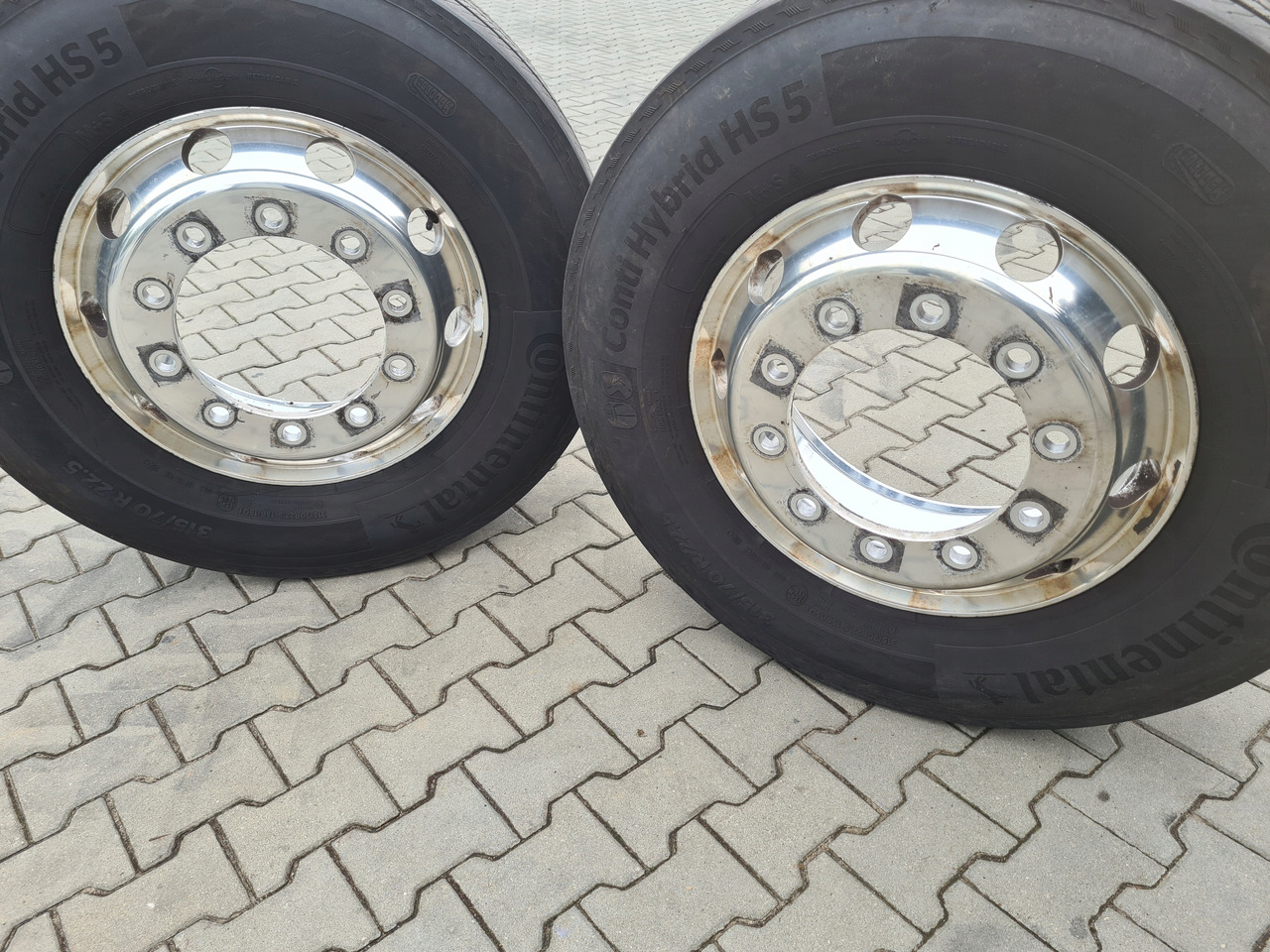 ALUMINIOWA POLEROWANA ALCOA 22.5 X 9.00 - 176 - Rim: picture 1 ALUMINIOWA POLEROWANA ALCOA 22.5 X 9.00 - 176 - Rim: picture 1