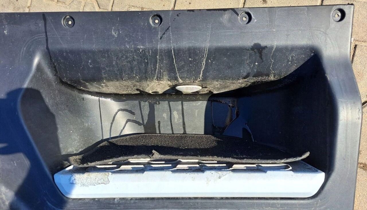 Ford F-MAX JC46 Ford F-MAX STOPNICA GÓRNA KOMPLETNA STELAŻ STOPIEŃ PRAWY FORD F-MAX EURO 6. Informacje o sprzedającym truck - Footstep for Truck: picture 5 Ford F-MAX JC46 Ford F-MAX STOPNICA GÓRNA KOMPLETNA STELAŻ STOPIEŃ PRAWY FORD F-MAX EURO 6. Informacje o sprzedającym truck - Footstep for Truck: picture 5