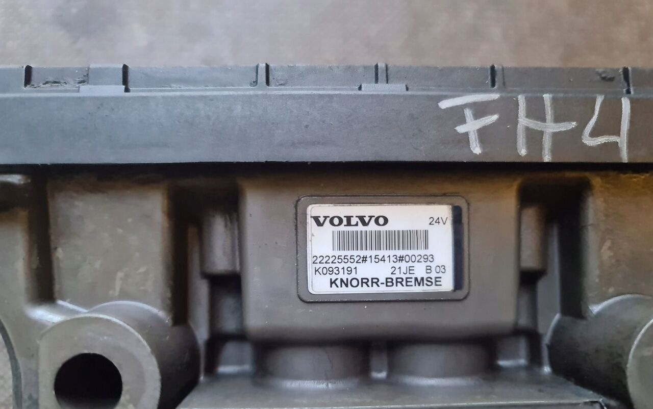 Knorr-Bremse Volvo FH 4 / FM 4 - Brake valve for Truck: picture 3 Knorr-Bremse Volvo FH 4 / FM 4 - Brake valve for Truck: picture 3