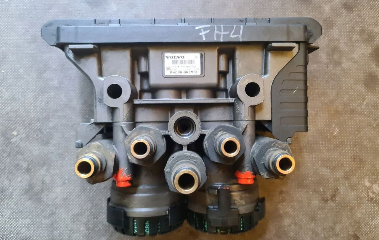 Knorr-Bremse Volvo FH 4 / FM 4 - Brake valve for Truck: picture 1 Knorr-Bremse Volvo FH 4 / FM 4 - Brake valve for Truck: picture 1