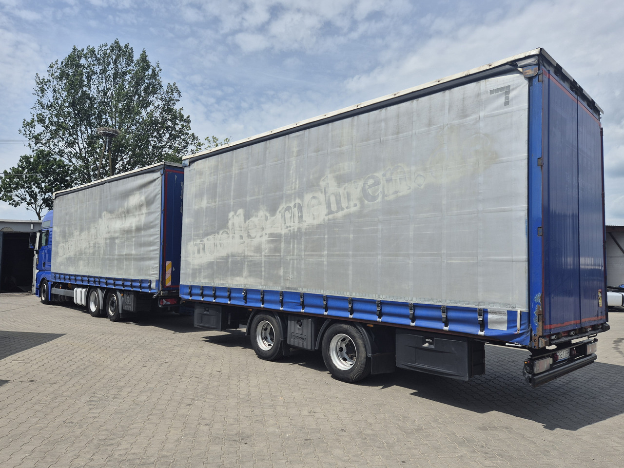 MAN tgx 24,500 - Curtainsider truck: picture 3 MAN tgx 24,500 - Curtainsider truck: picture 3