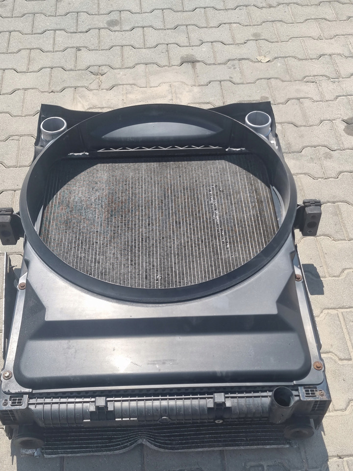 RENAULT CHŁODNICA WODY OSŁONA RENAULT PREMIUM 2 KERAX LANDER DXI - Radiator for Truck: picture 2 RENAULT CHŁODNICA WODY OSŁONA RENAULT PREMIUM 2 KERAX LANDER DXI - Radiator for Truck: picture 2