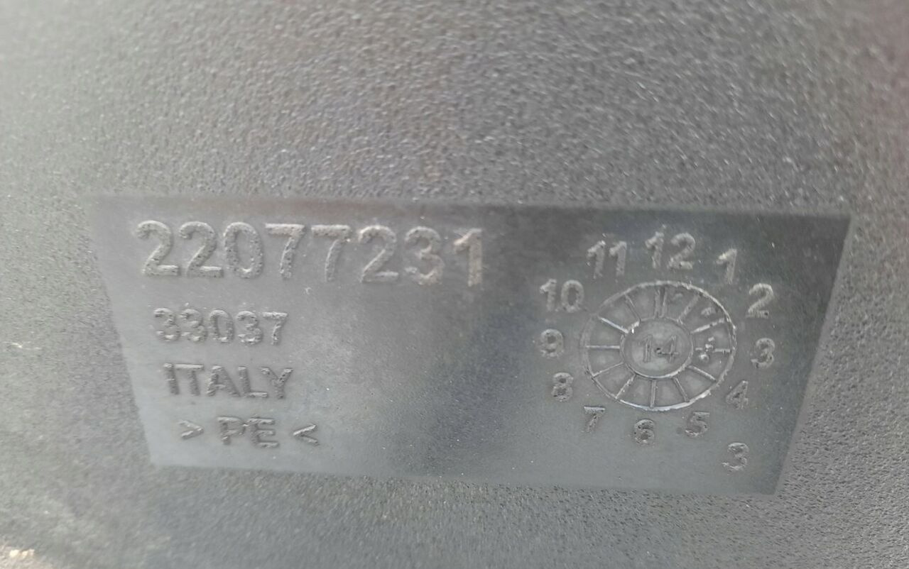 Renault 22077231 Renault Gama D / Volvo FL - AdBlue tank for Truck: picture 1 Renault 22077231 Renault Gama D / Volvo FL - AdBlue tank for Truck: picture 1