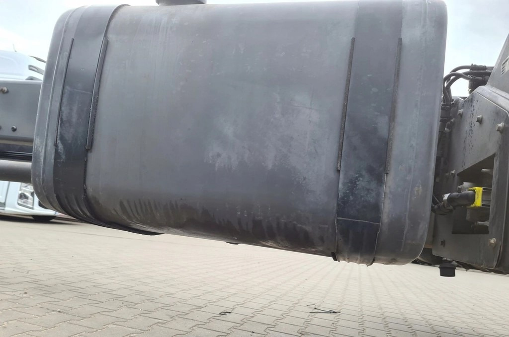 VOLVO ZBIORNIK PALIWA RENAULT DXI GAMA T D C VOLVO FH FM FL FE LOW DECK 83x69x56 - Fuel tank for Truck: picture 4 VOLVO ZBIORNIK PALIWA RENAULT DXI GAMA T D C VOLVO FH FM FL FE LOW DECK 83x69x56 - Fuel tank for Truck: picture 4