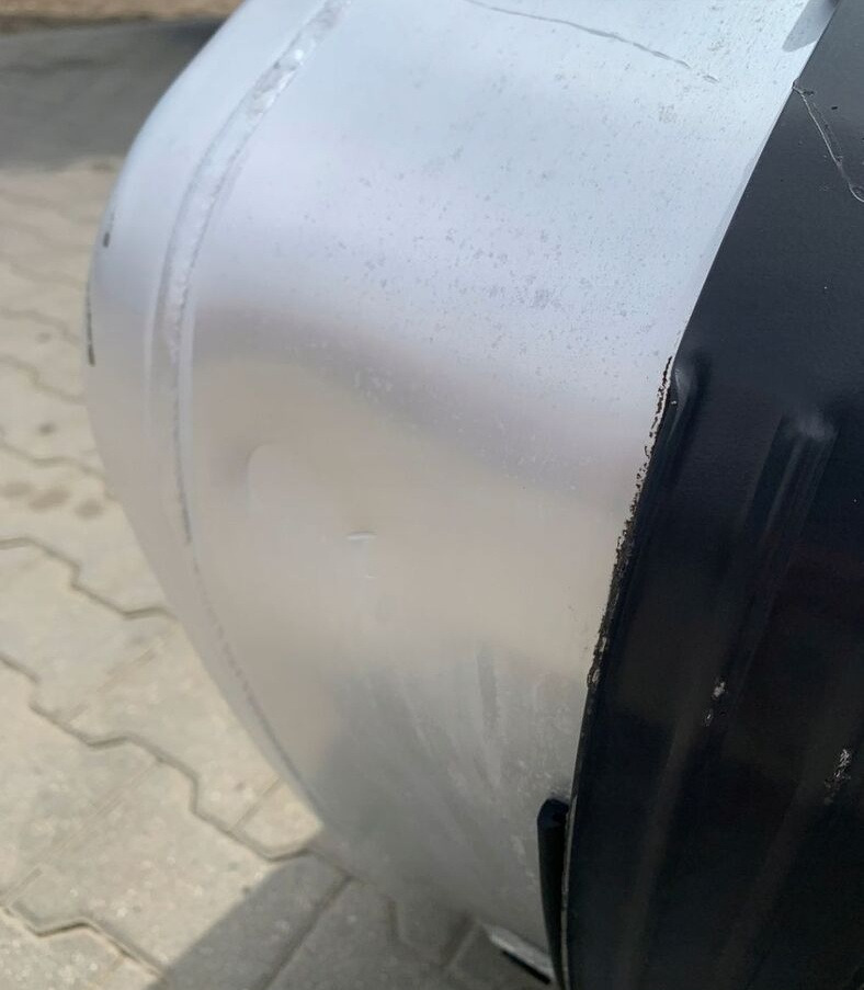 VOLVO ZBIORNIK PALIWA RENAULT GAMA D T VOLVO FH FM FL FE FMX LOW DECK 82x69x56 - Fuel tank for Truck: picture 3 VOLVO ZBIORNIK PALIWA RENAULT GAMA D T VOLVO FH FM FL FE FMX LOW DECK 82x69x56 - Fuel tank for Truck: picture 3