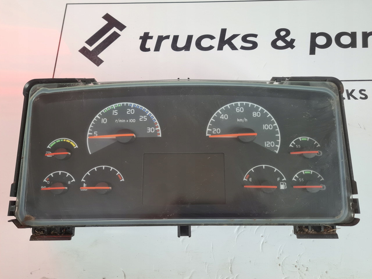 VOLVO ZEGARY LICZNIKI AUTOMAT VOLVO FL FE 20970778 - Dashboard for Truck: picture 2 VOLVO ZEGARY LICZNIKI AUTOMAT VOLVO FL FE 20970778 - Dashboard for Truck: picture 2