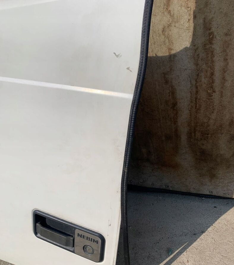 Volvo FH 12 13 - Door and parts for Truck: picture 5 Volvo FH 12 13 - Door and parts for Truck: picture 5