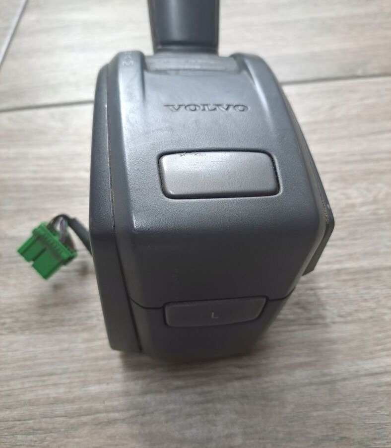 Volvo JOYSTICK BIEGÓW GAŁKA LEWAREK VOLVO FH FM 9 13 21073025 - Gear stick for Truck: picture 4 Volvo JOYSTICK BIEGÓW GAŁKA LEWAREK VOLVO FH FM 9 13 21073025 - Gear stick for Truck: picture 4