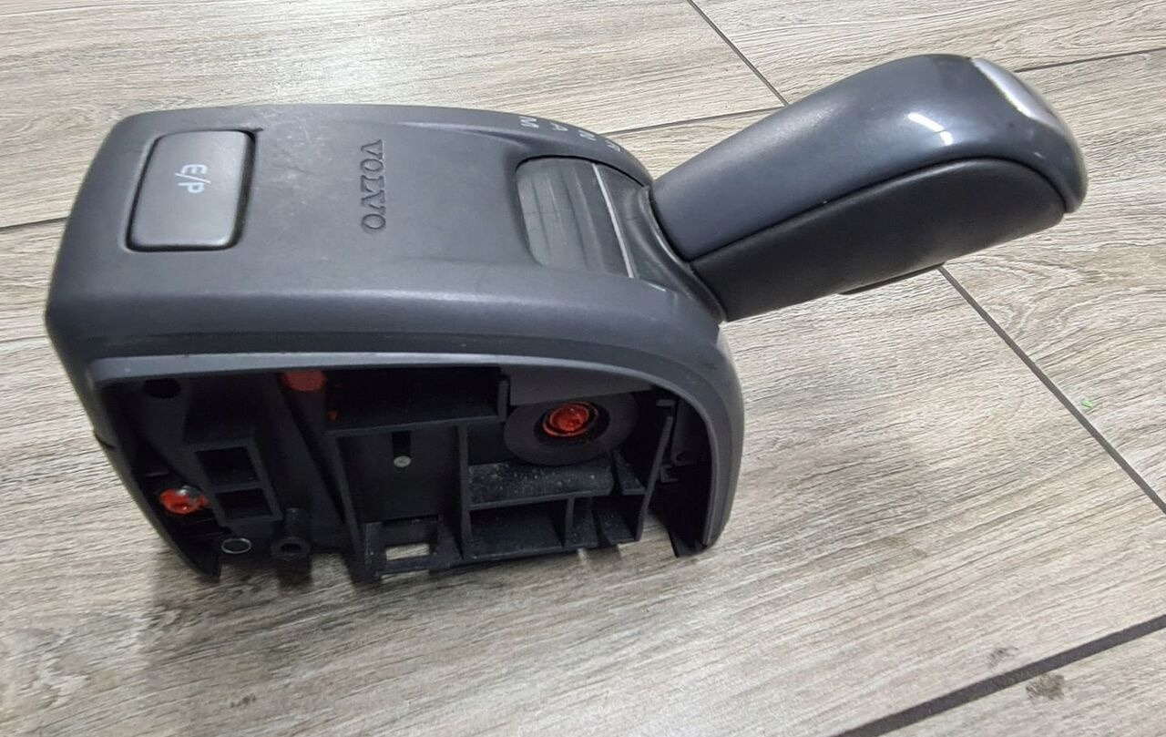 Volvo JOYSTICK ZMIANY BIEGÓW GAŁKA LEWAREK VOLVO FH FM 4 22230455 - Gear stick for Truck: picture 1 Volvo JOYSTICK ZMIANY BIEGÓW GAŁKA LEWAREK VOLVO FH FM 4 22230455 - Gear stick for Truck: picture 1