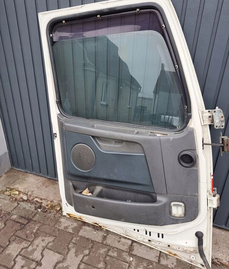 Volvo KOMPLETNE LEWE FH 13 LIFT Volvo OE - Door and parts for Truck: picture 4 Volvo KOMPLETNE LEWE FH 13 LIFT Volvo OE - Door and parts for Truck: picture 4