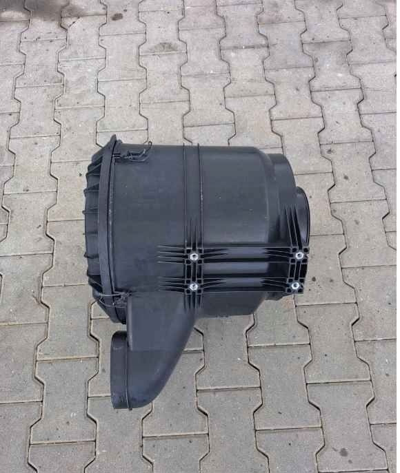 Volvo OBUDOWA FILTRA POWIETRZA VOLVO FH 5 EURO 6 - Air filter for Truck: picture 1 Volvo OBUDOWA FILTRA POWIETRZA VOLVO FH 5 EURO 6 - Air filter for Truck: picture 1