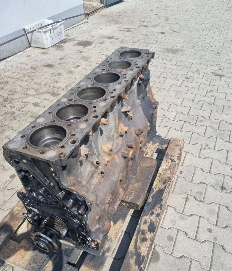 Volvo SŁUPEK TŁOKI WAŁ KORBOWY FH 12 D12 RENAULT MAGNUM DXI 12 1001968 Volvo - Cylinder block for Truck: picture 5 Volvo SŁUPEK TŁOKI WAŁ KORBOWY FH 12 D12 RENAULT MAGNUM DXI 12 1001968 Volvo - Cylinder block for Truck: picture 5
