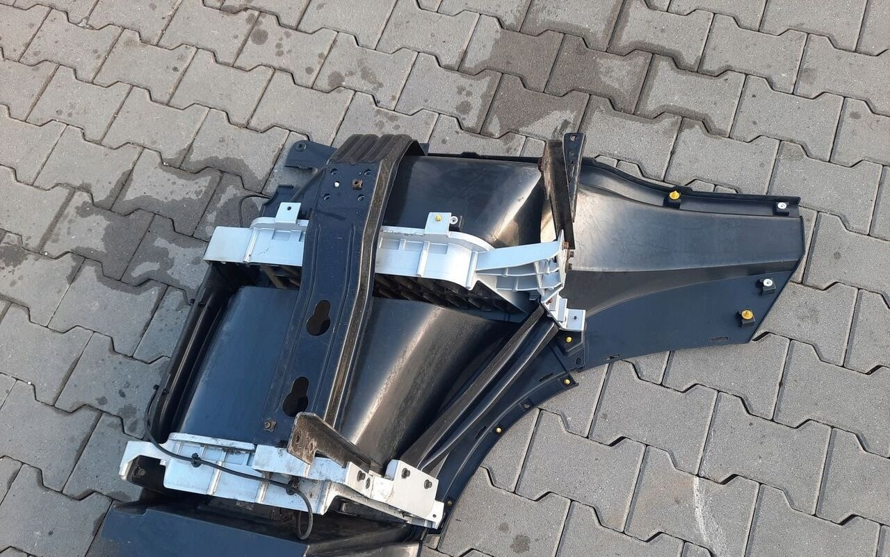 Volvo STOPIEŃ STOPNICA PRAWA STELAŻ ORYGINAŁ VOLVO FH 4 82141521 - Footstep for Truck: picture 3 Volvo STOPIEŃ STOPNICA PRAWA STELAŻ ORYGINAŁ VOLVO FH 4 82141521 - Footstep for Truck: picture 3