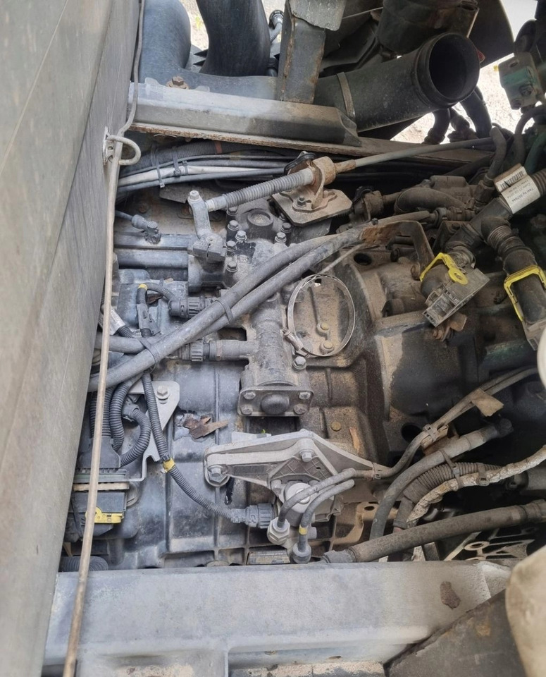ZF MANUALNA RENAULT MIDLUM DXI GAMA D VOLVO FL 6S1000 TO - Gearbox: picture 4 ZF MANUALNA RENAULT MIDLUM DXI GAMA D VOLVO FL 6S1000 TO - Gearbox: picture 4