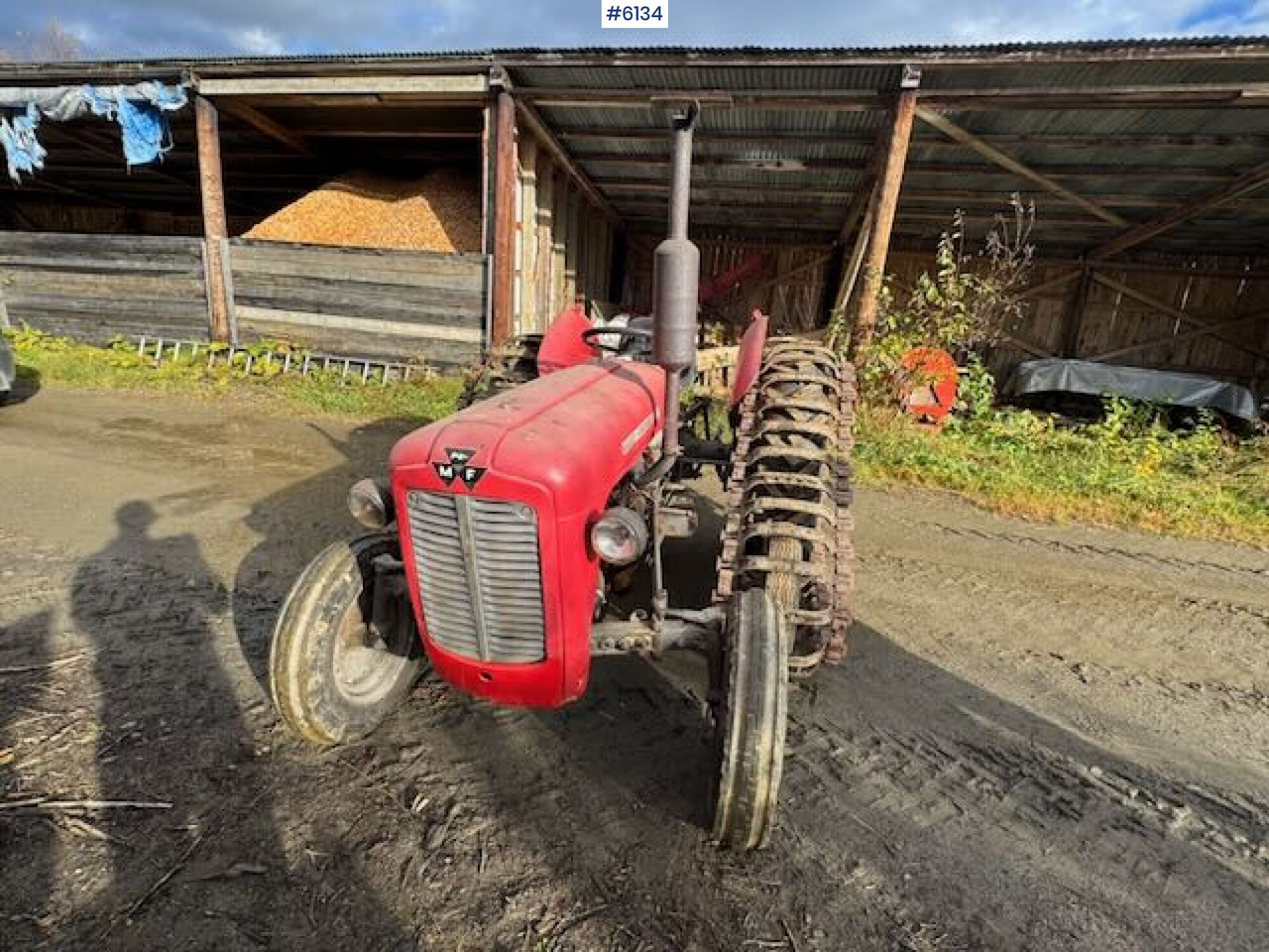 Farm tractor 1973 Massey Ferguson 35 with tracks. WATCH VIDEO!: picture 7