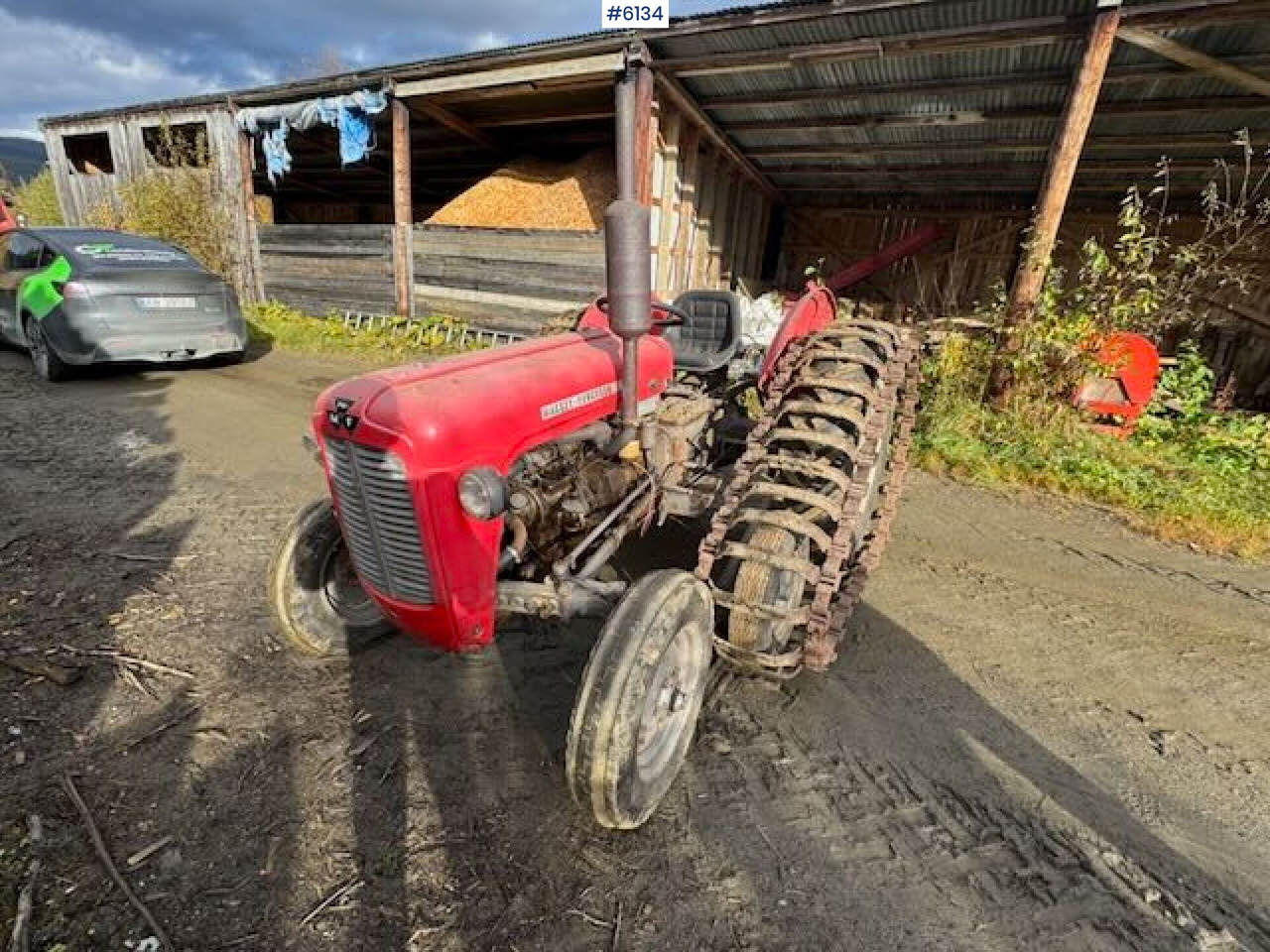 Farm tractor 1973 Massey Ferguson 35 with tracks. WATCH VIDEO!: picture 12
