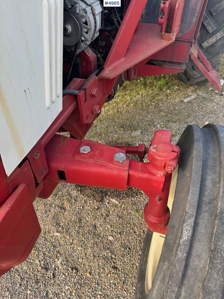 Farm tractor 1977 International 454 4x2. Rep object.: picture 13