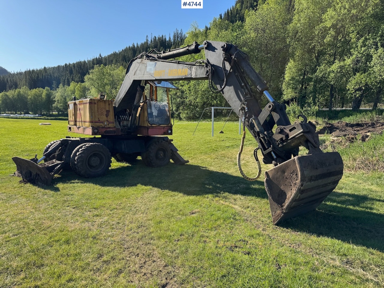 1985 Åkerman H7M B Wheel machine - Excavator: picture 2 1985 Åkerman H7M B Wheel machine - Excavator: picture 2