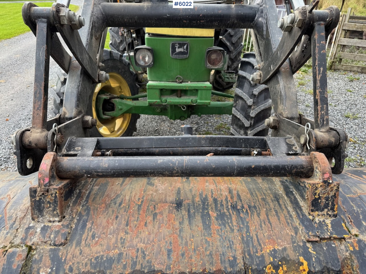 1990 John Deere 1950 Power Synchron w/ front loader. - Farm tractor: picture 4 1990 John Deere 1950 Power Synchron w/ front loader. - Farm tractor: picture 4