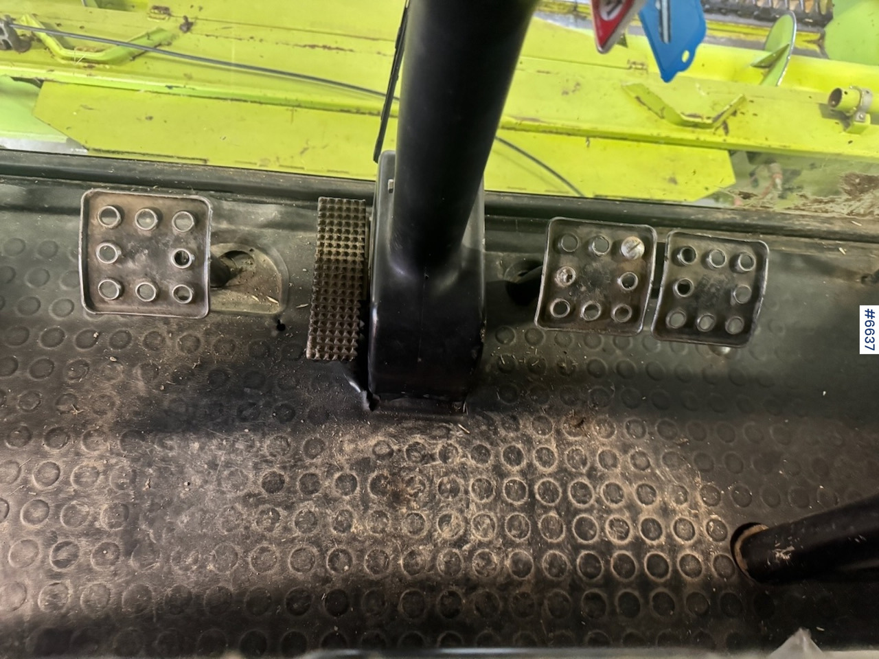 Combine harvester 1999 Claas Dominator 68 S combine harvester with twin wheels. Well-maintained / Recently upgraded!: picture 22