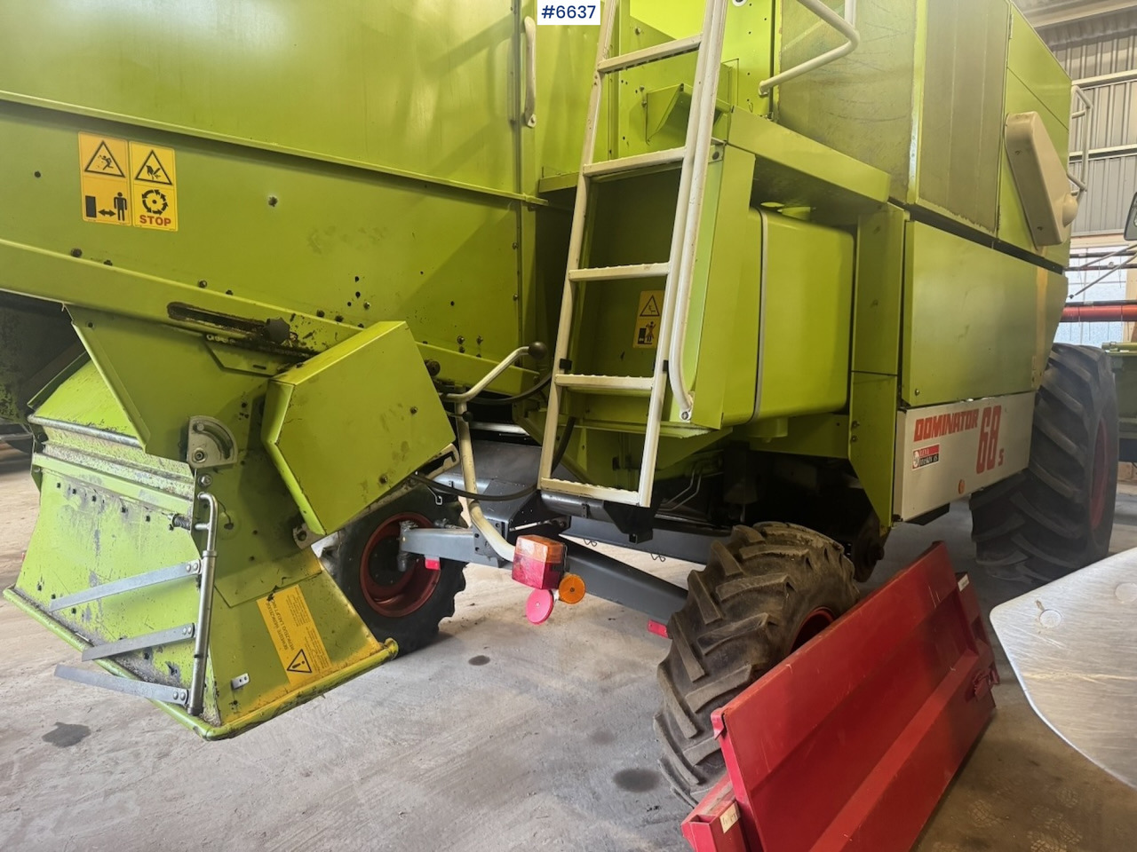 Combine harvester 1999 Claas Dominator 68 S combine harvester with twin wheels. Well-maintained / Recently upgraded!: picture 12