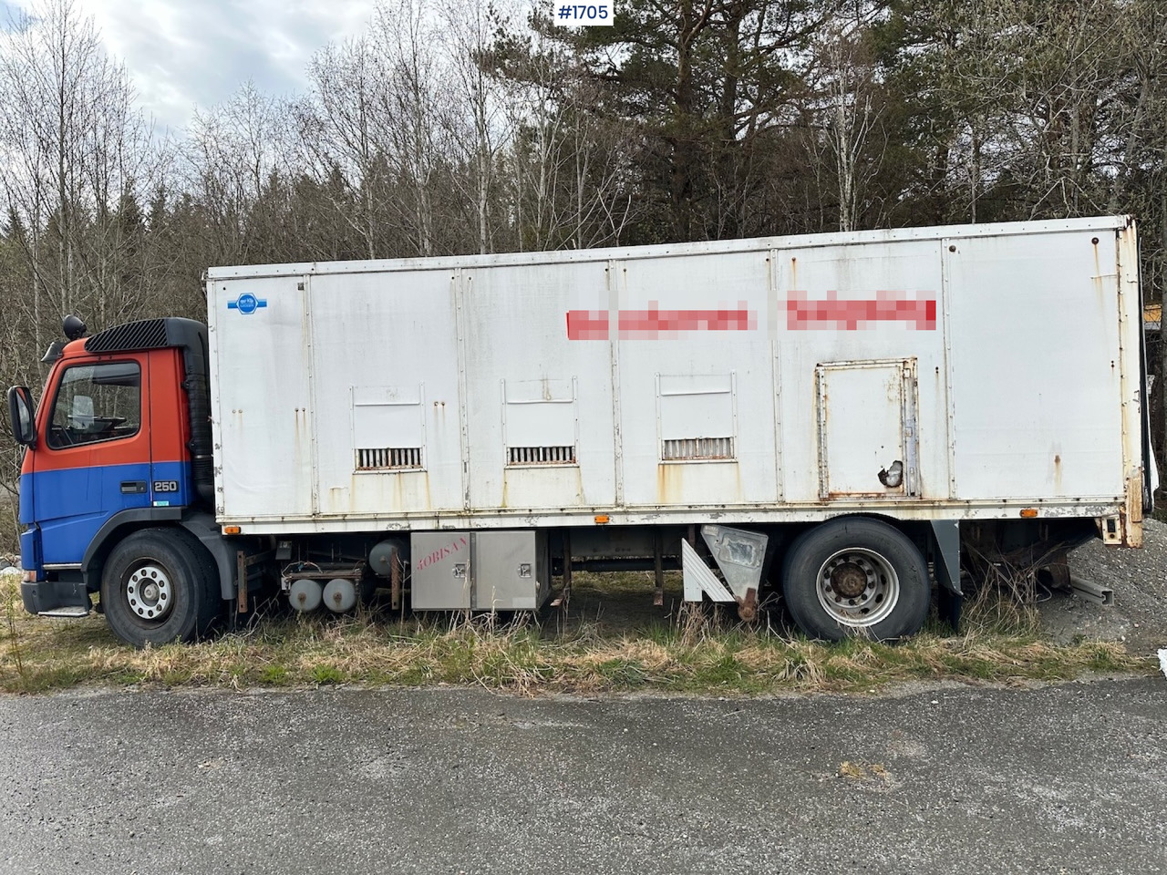 2000 Volvo 250 4x2 reparasjonsobjekt - Box truck: picture 5 2000 Volvo 250 4x2 reparasjonsobjekt - Box truck: picture 5