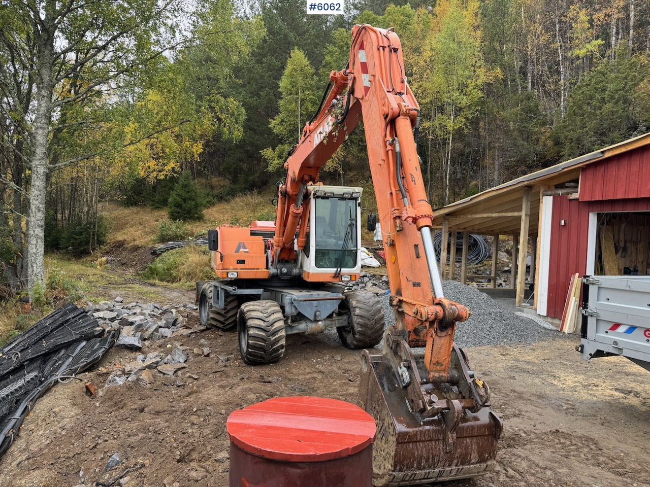 2002 Atlas 1304 w/ 1 backhoe bucket Low Hours! - Excavator: picture 3 2002 Atlas 1304 w/ 1 backhoe bucket Low Hours! - Excavator: picture 3