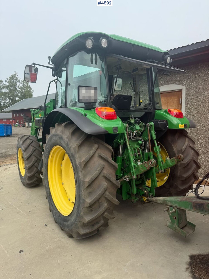 2004 John Deere 5720 4x4 w/ front loader - Farm tractor: picture 4 2004 John Deere 5720 4x4 w/ front loader - Farm tractor: picture 4