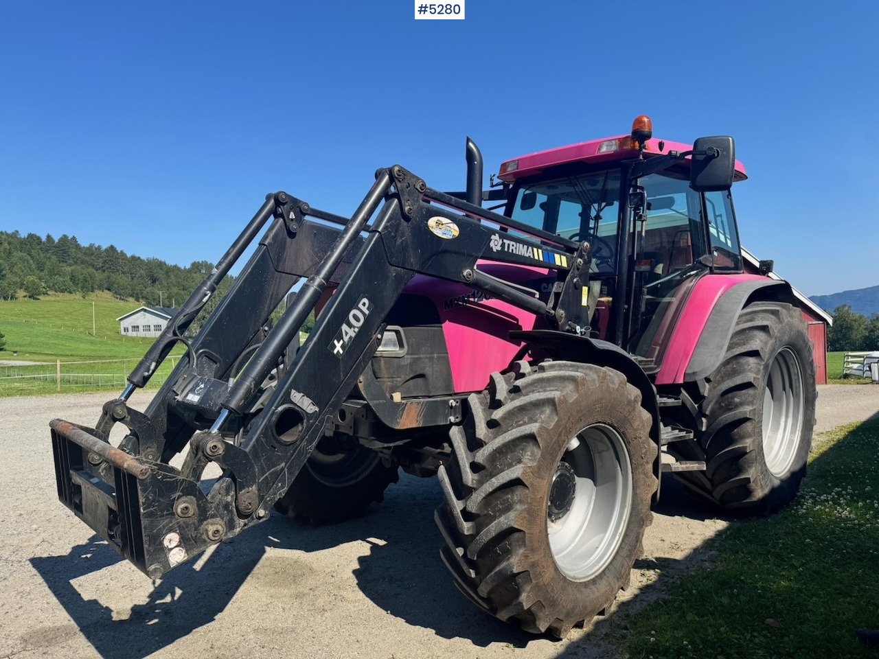 2006 Case MXM120 4x4 with front loader - Farm tractor: picture 1 2006 Case MXM120 4x4 with front loader - Farm tractor: picture 1