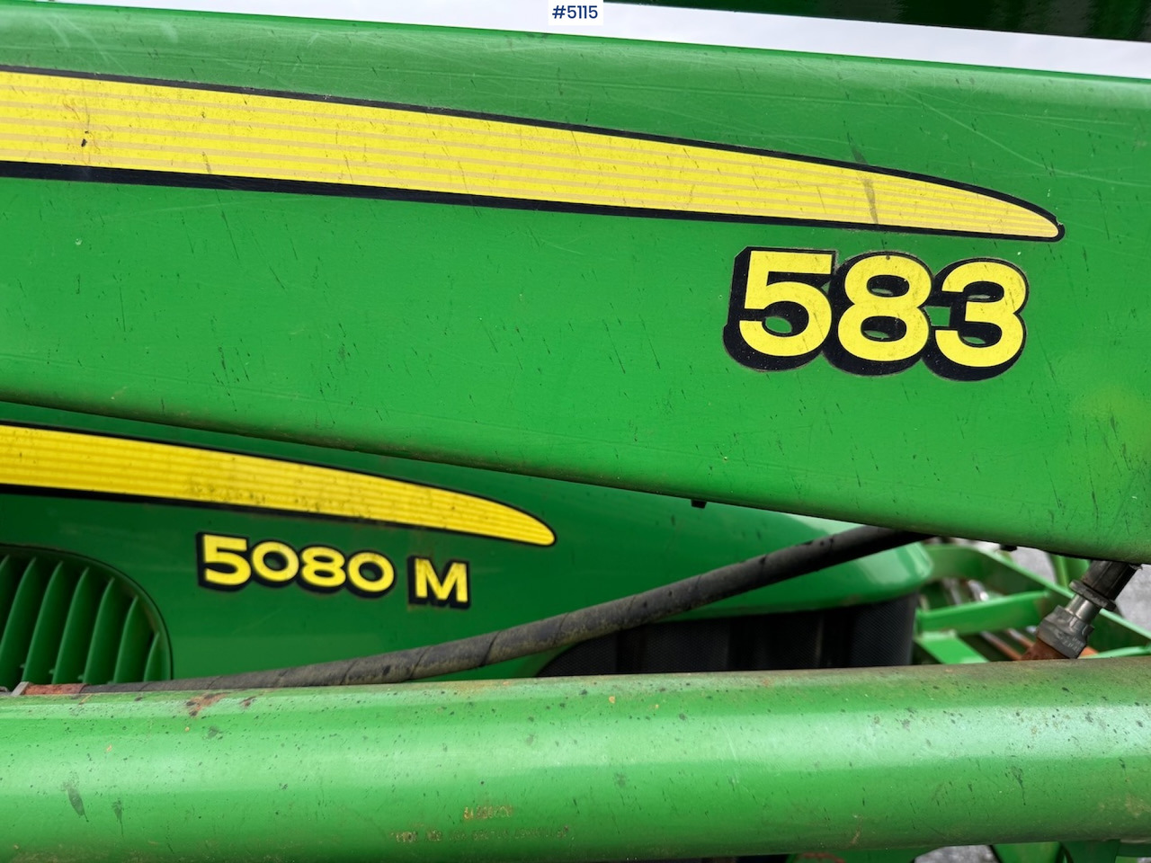 2011 John Deere 5080 M m/frontlaster. Lite timer! - Farm tractor: picture 2 2011 John Deere 5080 M m/frontlaster. Lite timer! - Farm tractor: picture 2