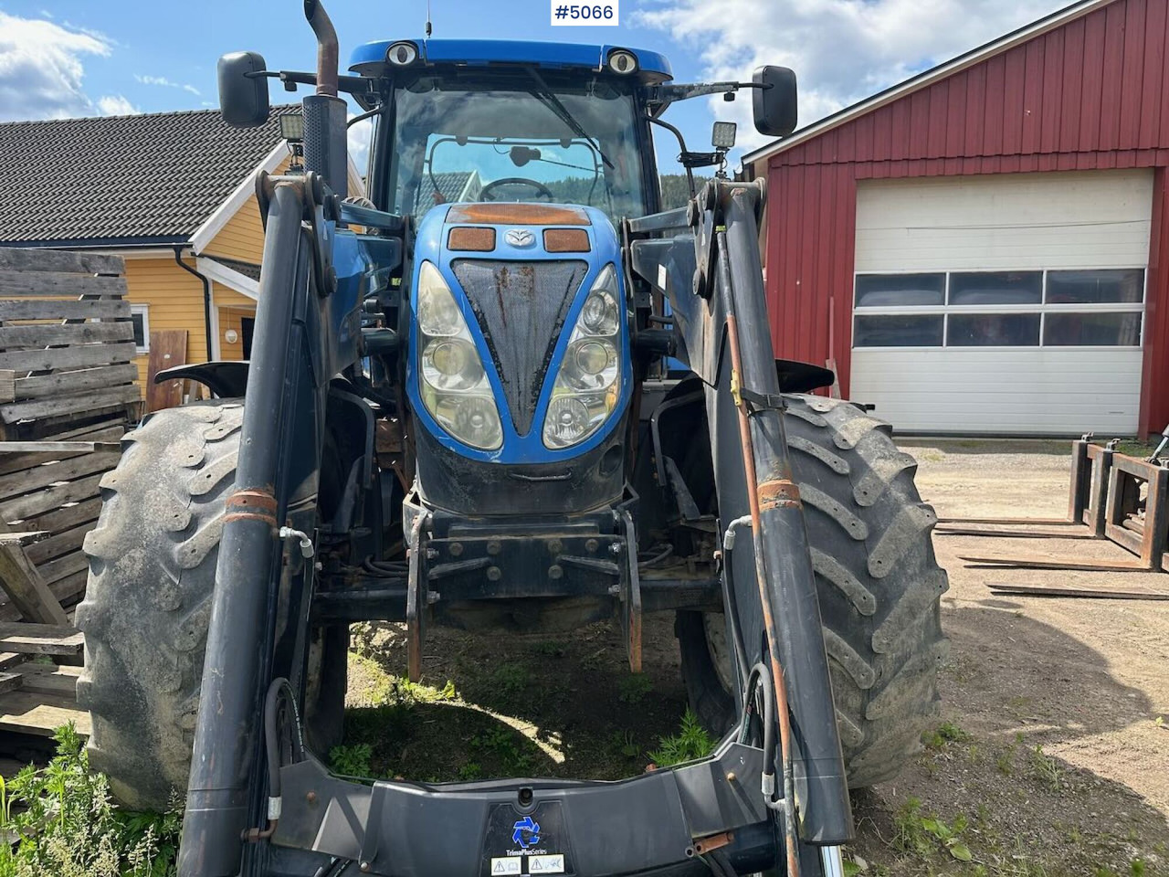 2011 New Holland T6080 w/ trima +5.1p - Farm tractor: picture 3 2011 New Holland T6080 w/ trima +5.1p - Farm tractor: picture 3