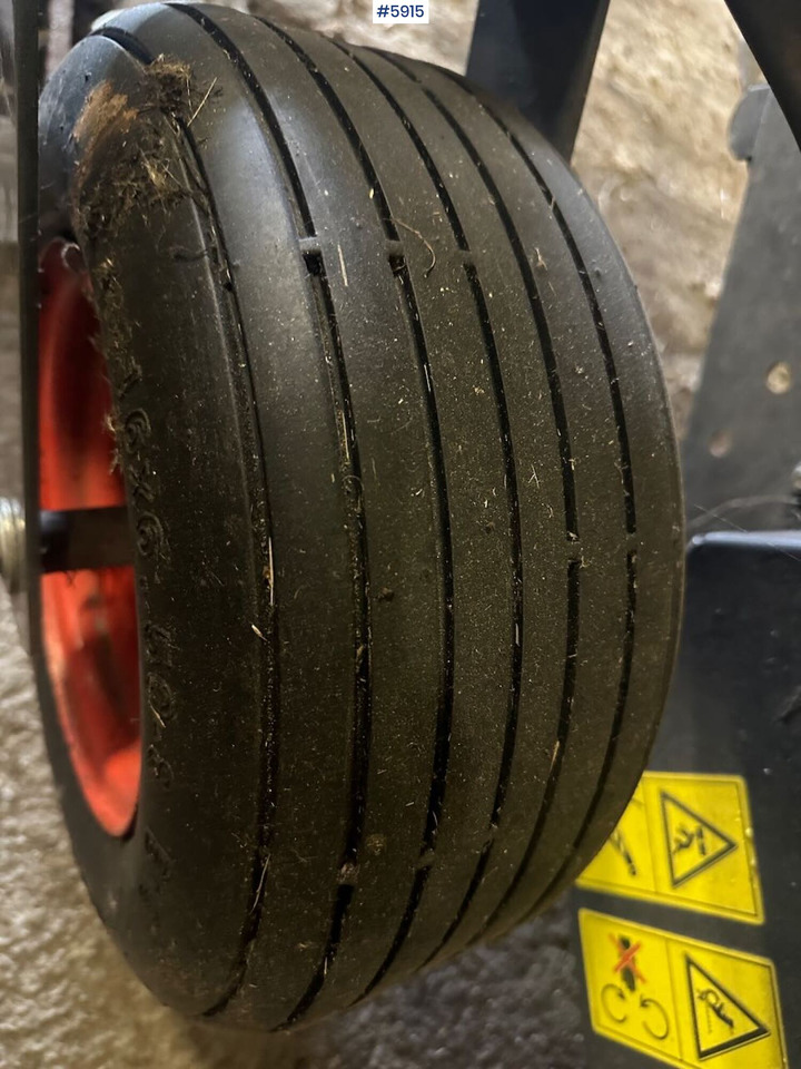 Hay and forage equipment 2014 Claas Rollant 375 uniwrap: picture 11 Hay and forage equipment 2014 Claas Rollant 375 uniwrap: picture 11