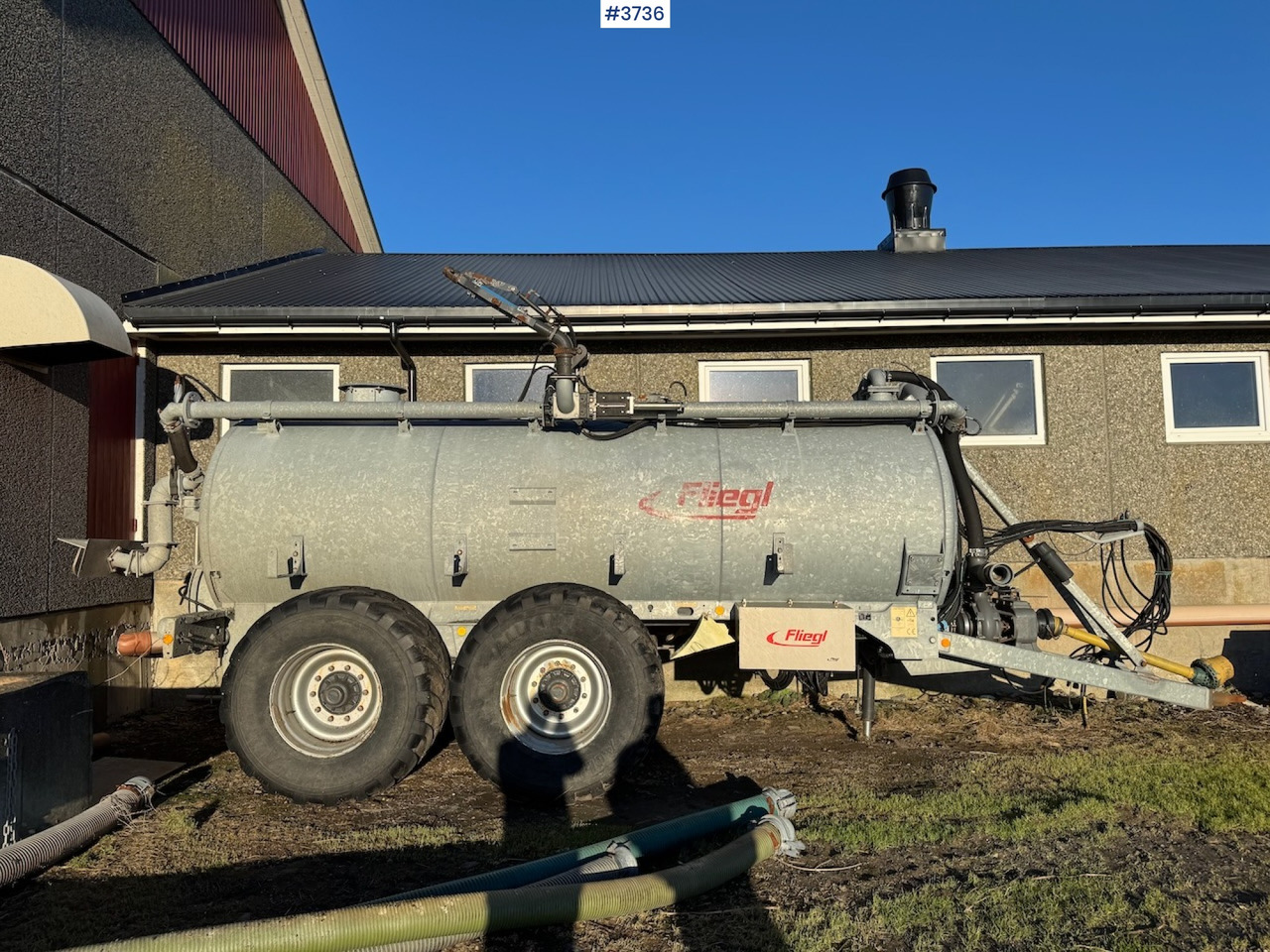 2017 Fliegl VFW 10600 Tandem w/lots of equipment - Slurry tanker: picture 3 2017 Fliegl VFW 10600 Tandem w/lots of equipment - Slurry tanker: picture 3