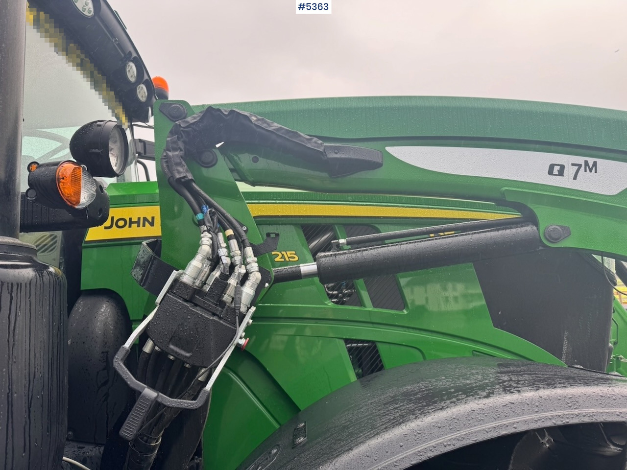 2024 John Deere 6R 215 w/ Front Loader and Front Hydraulics. 520 hours! - Farm tractor: picture 3 2024 John Deere 6R 215 w/ Front Loader and Front Hydraulics. 520 hours! - Farm tractor: picture 3