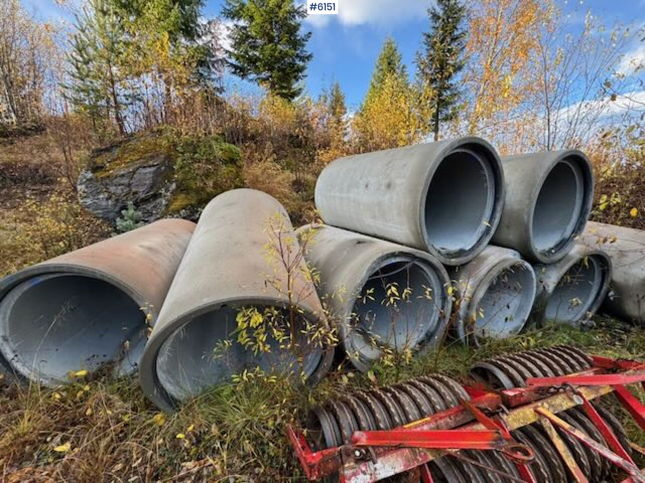 9 concrete pipes - Construction equipment: picture 2 9 concrete pipes - Construction equipment: picture 2