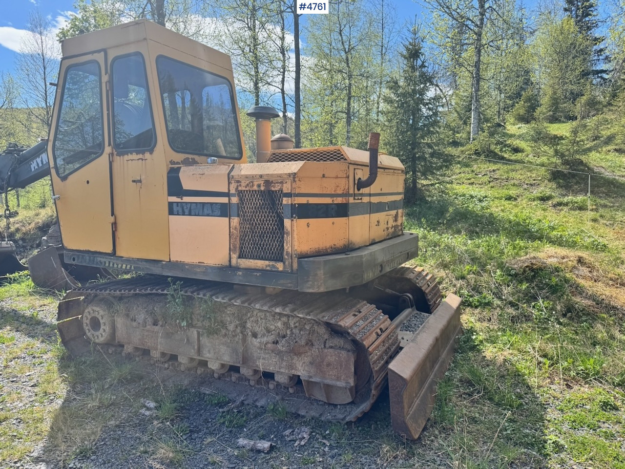 Excavator Circa 1990 Hymas 82R Crawler excavator w/ 2 buckets.: picture 7 Excavator Circa 1990 Hymas 82R Crawler excavator w/ 2 buckets.: picture 7