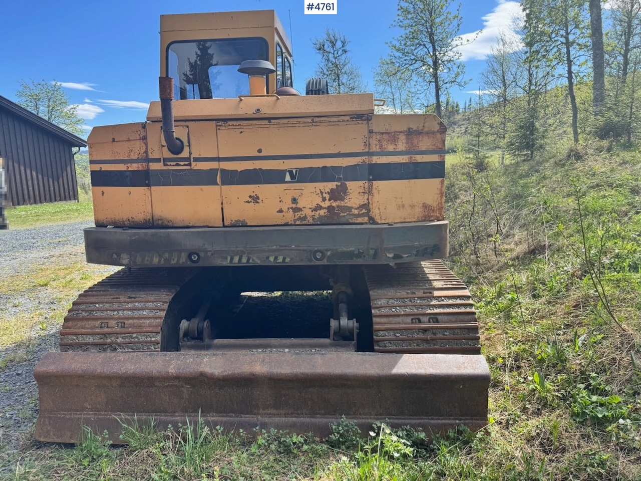 Excavator Circa 1990 Hymas 82R Crawler excavator w/ 2 buckets.: picture 6 Excavator Circa 1990 Hymas 82R Crawler excavator w/ 2 buckets.: picture 6