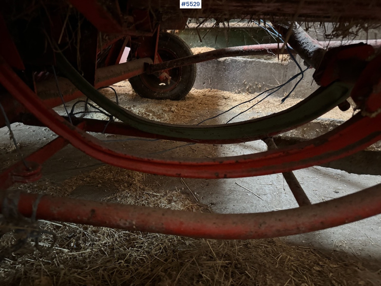 Hay and forage equipment Deutz Fahr Square baler.: picture 8