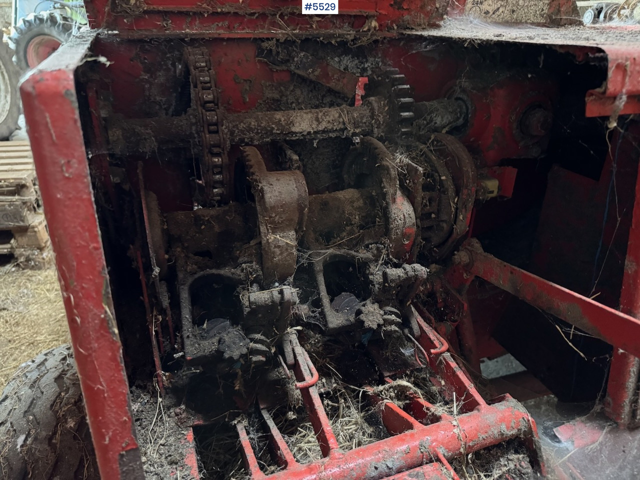 Hay and forage equipment Deutz Fahr Square baler.: picture 7