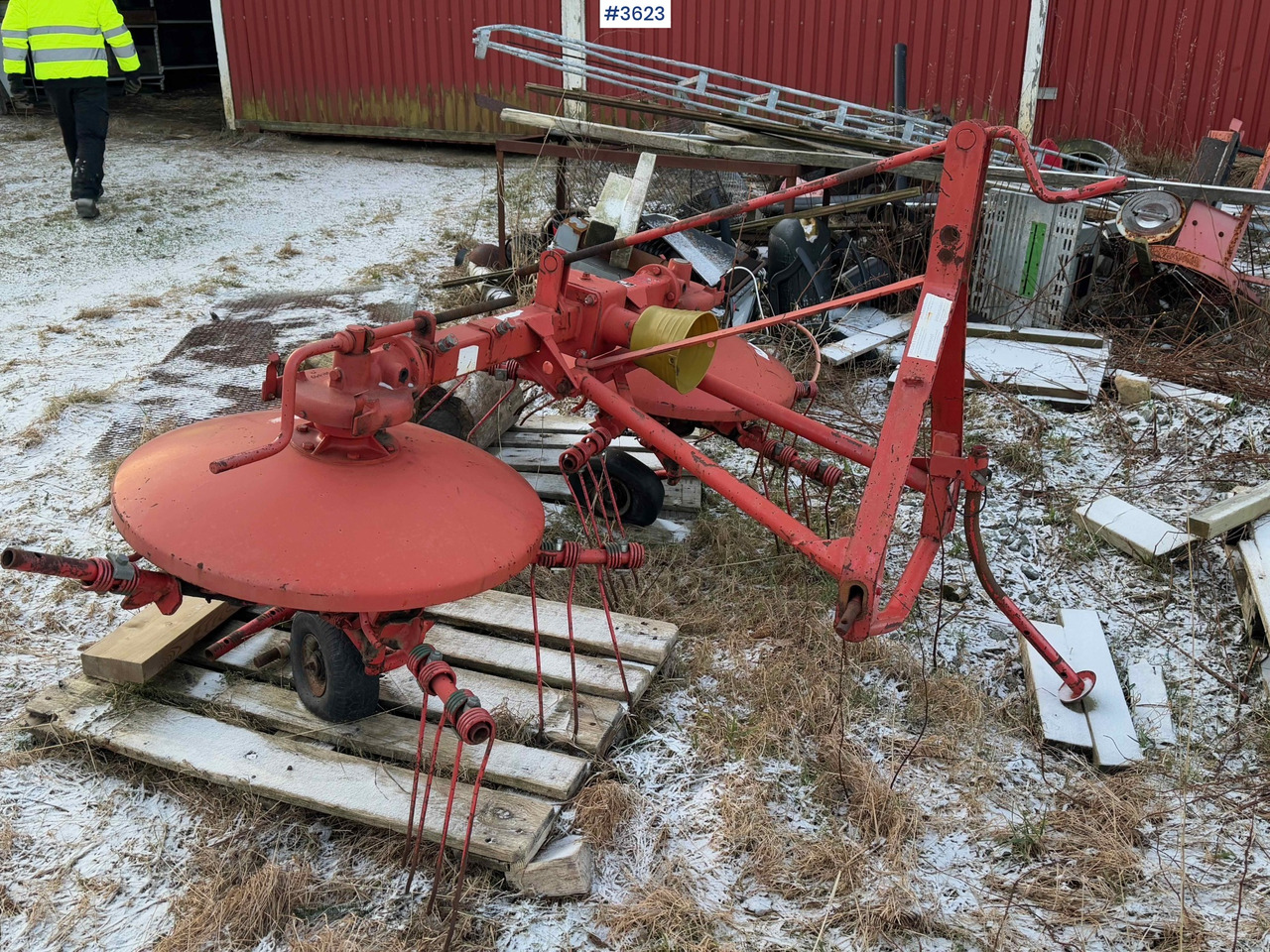 Fella UH320D rake - Tedder/ Rake: picture 3 Fella UH320D rake - Tedder/ Rake: picture 3
