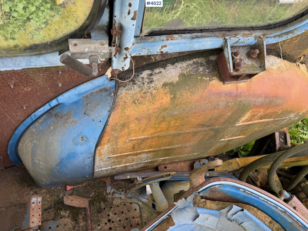 Farm tractor Ford 5000 Backhoe Loader.: picture 23