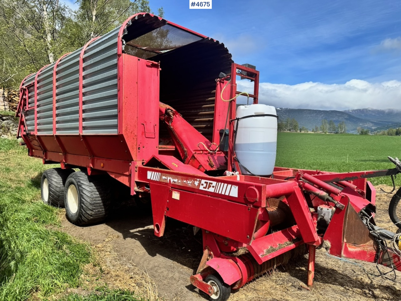 JF Forage Pickup Wagon – 40 m³ – In Good Condition! - Hay and forage equipment: picture 5 JF Forage Pickup Wagon – 40 m³ – In Good Condition! - Hay and forage equipment: picture 5