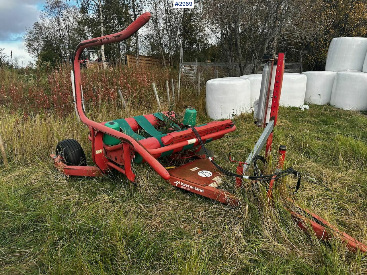 Kverneland UN 7335 round bale packs - Hay and forage equipment: picture 3 Kverneland UN 7335 round bale packs - Hay and forage equipment: picture 3