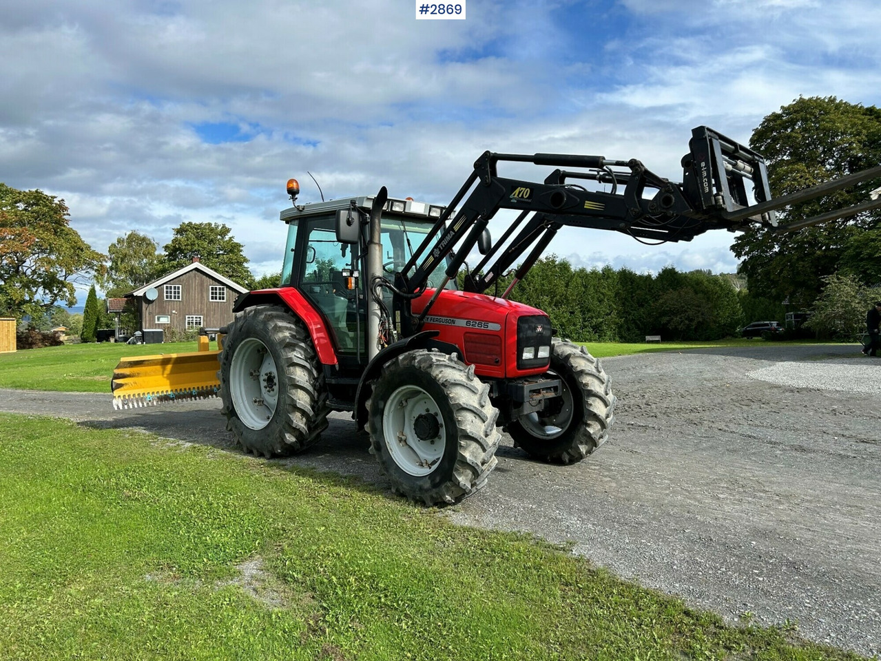 Massey Ferguson 6265 w/ trima 420 front loader - Farm tractor: picture 1 Massey Ferguson 6265 w/ trima 420 front loader - Farm tractor: picture 1