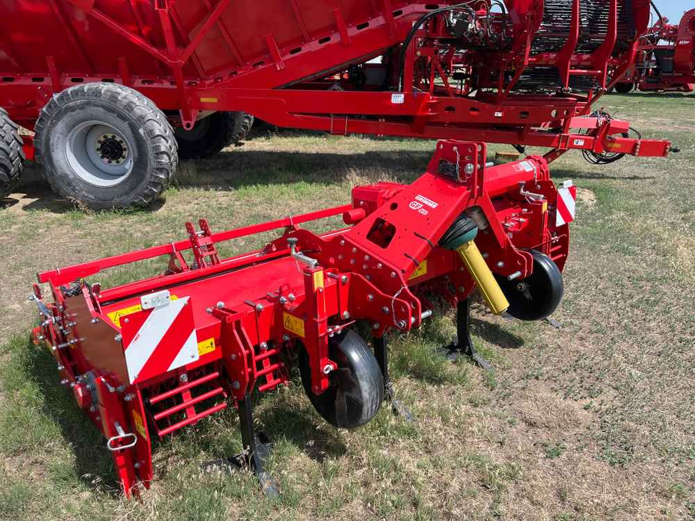 Grimme GF 400 - Haulm topper: picture 1 Grimme GF 400 - Haulm topper: picture 1